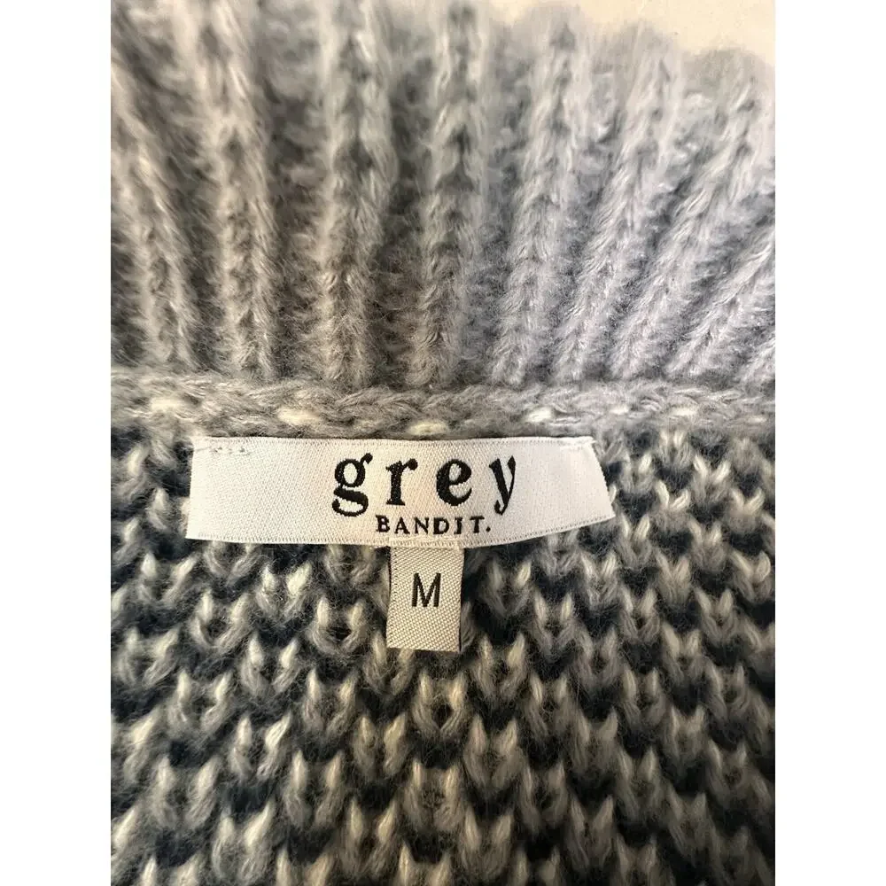 Grey Bandit Full Zip Cardigan Knit Sweater Snowflakes Heavy Women’s Size M - Picture 9 of 11